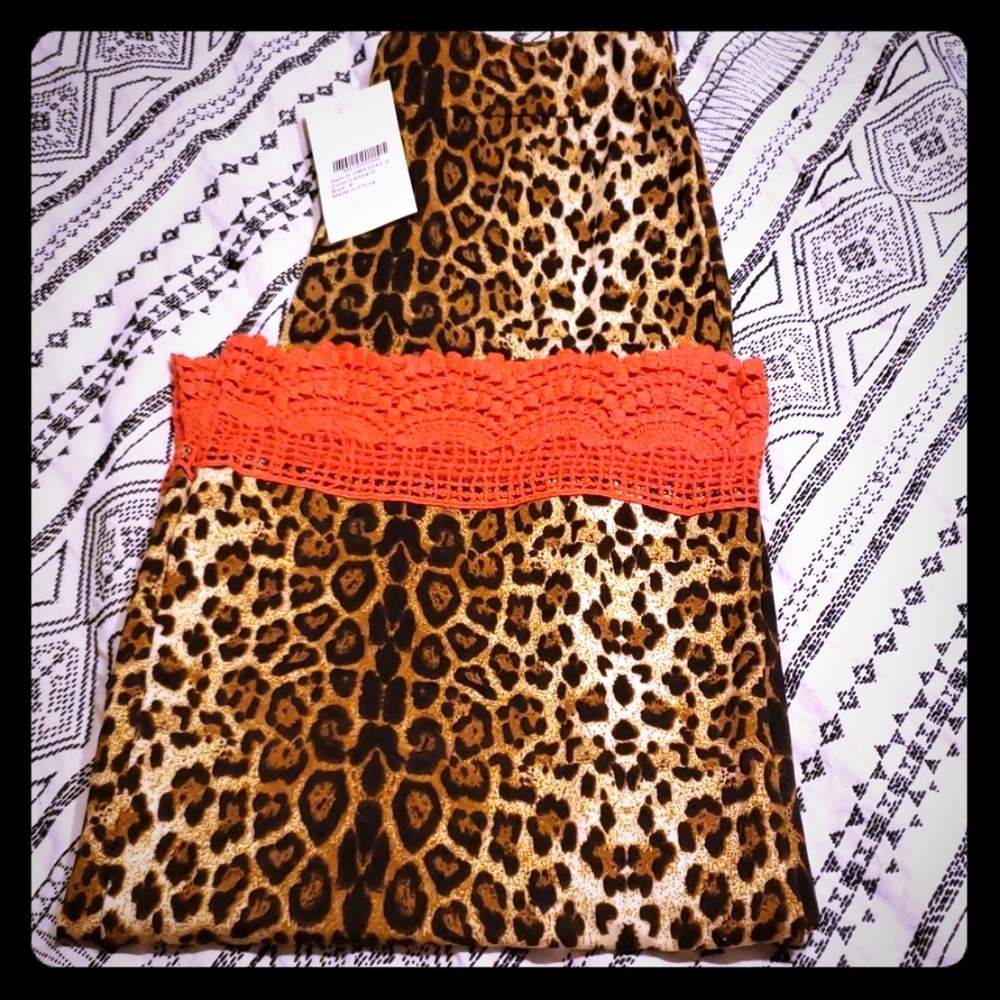Leopard Capris